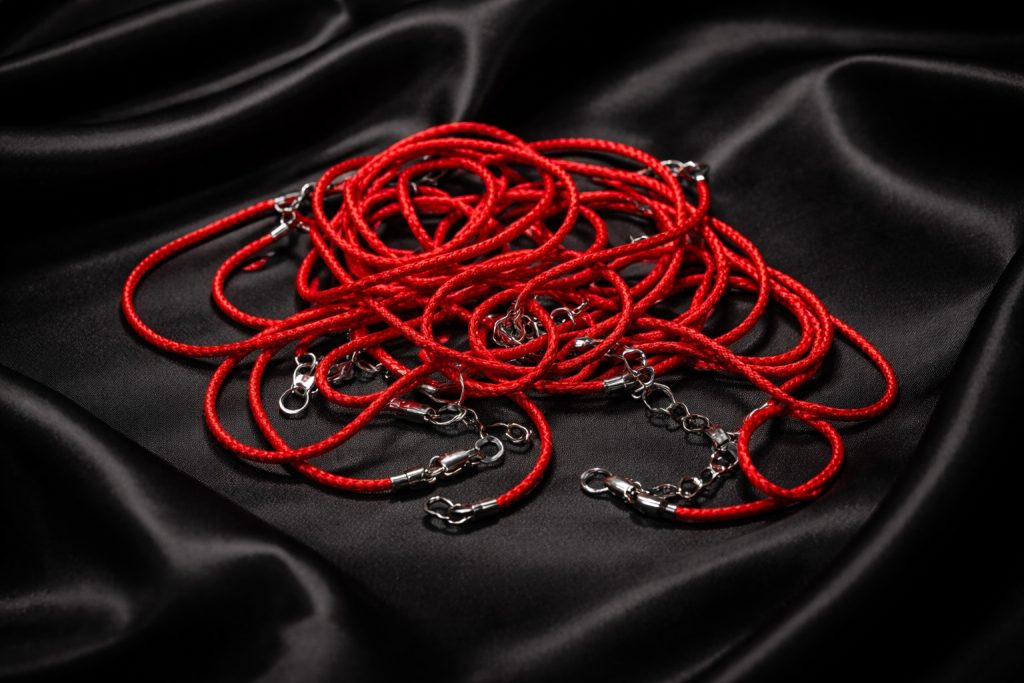 Захисна кабалістична нитка від Тетяни Гай